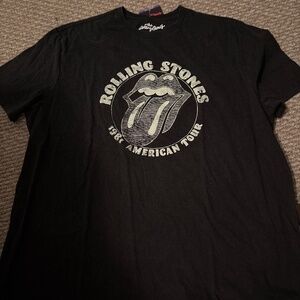 Tee shirt